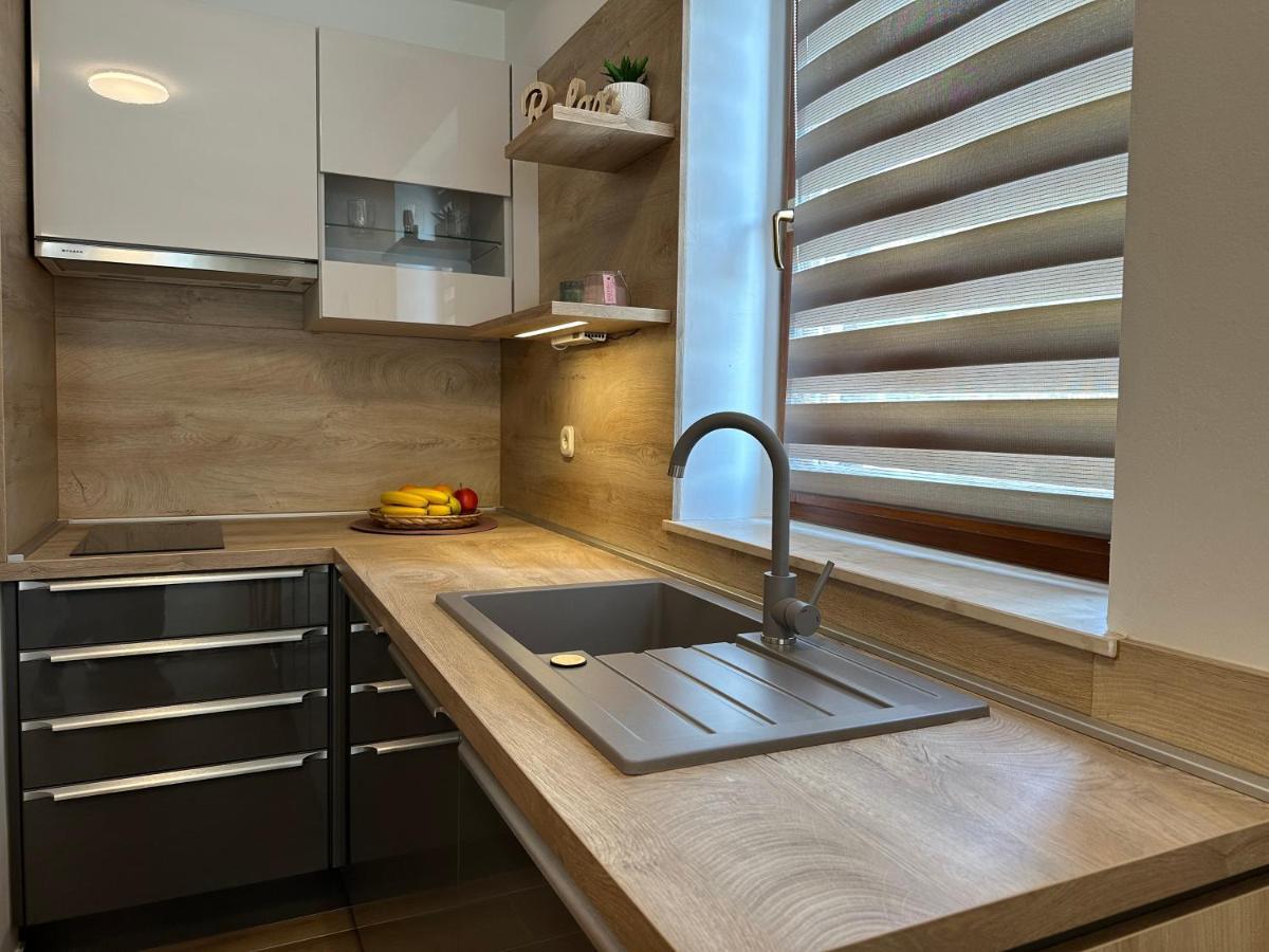 Apartmani Roko Biograd Na Moru Exterior foto