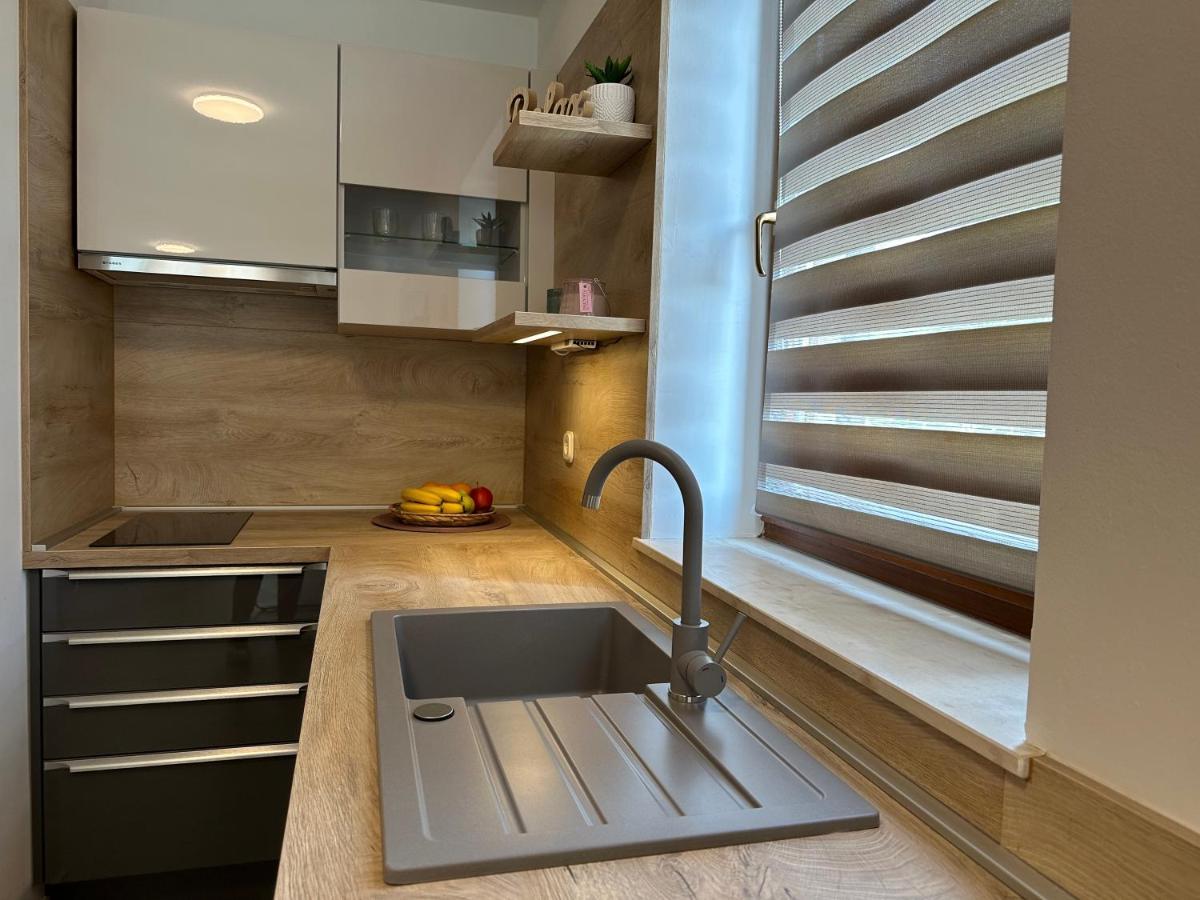Apartmani Roko Biograd Na Moru Exterior foto