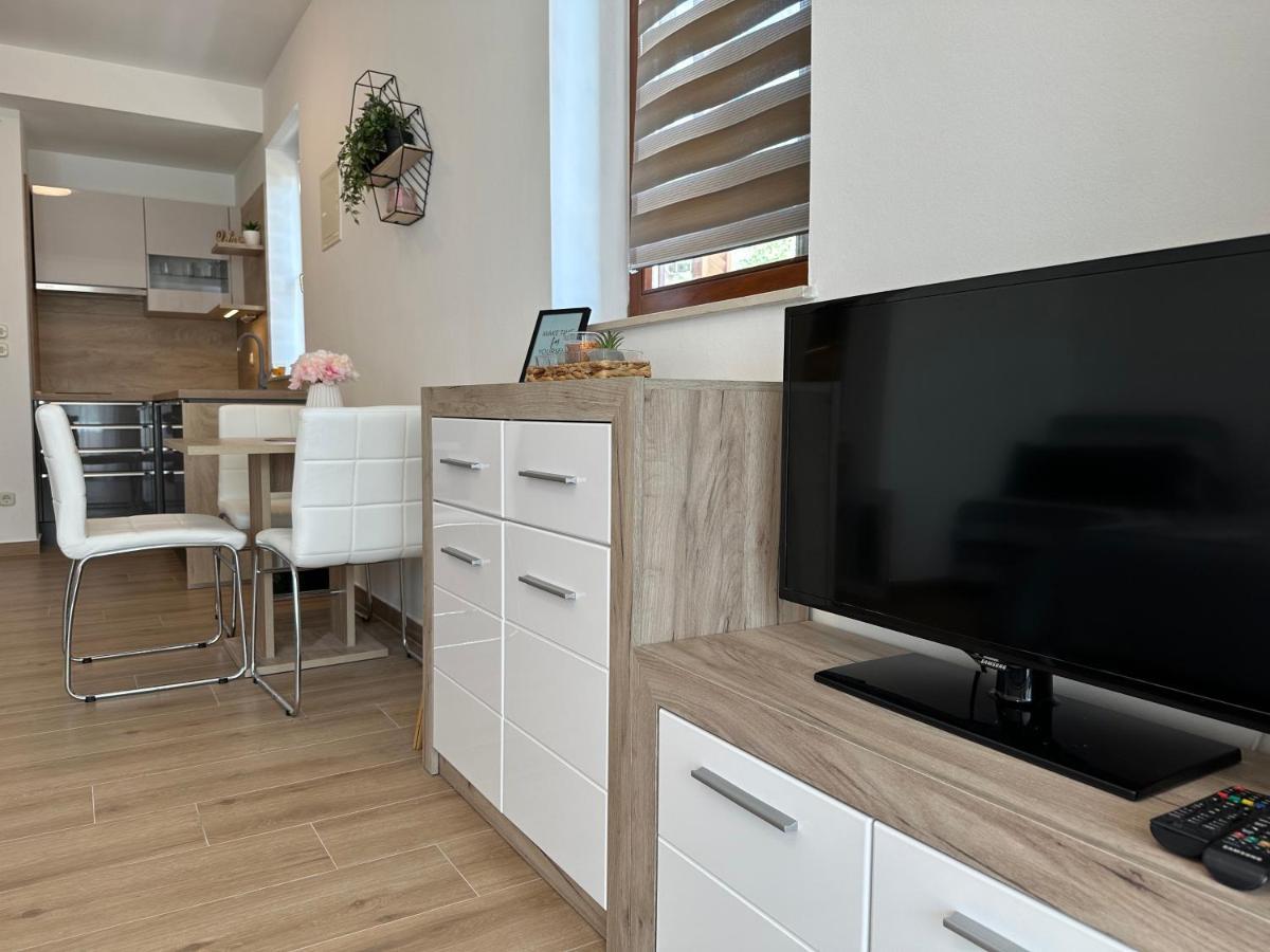 Apartmani Roko Biograd Na Moru Exterior foto