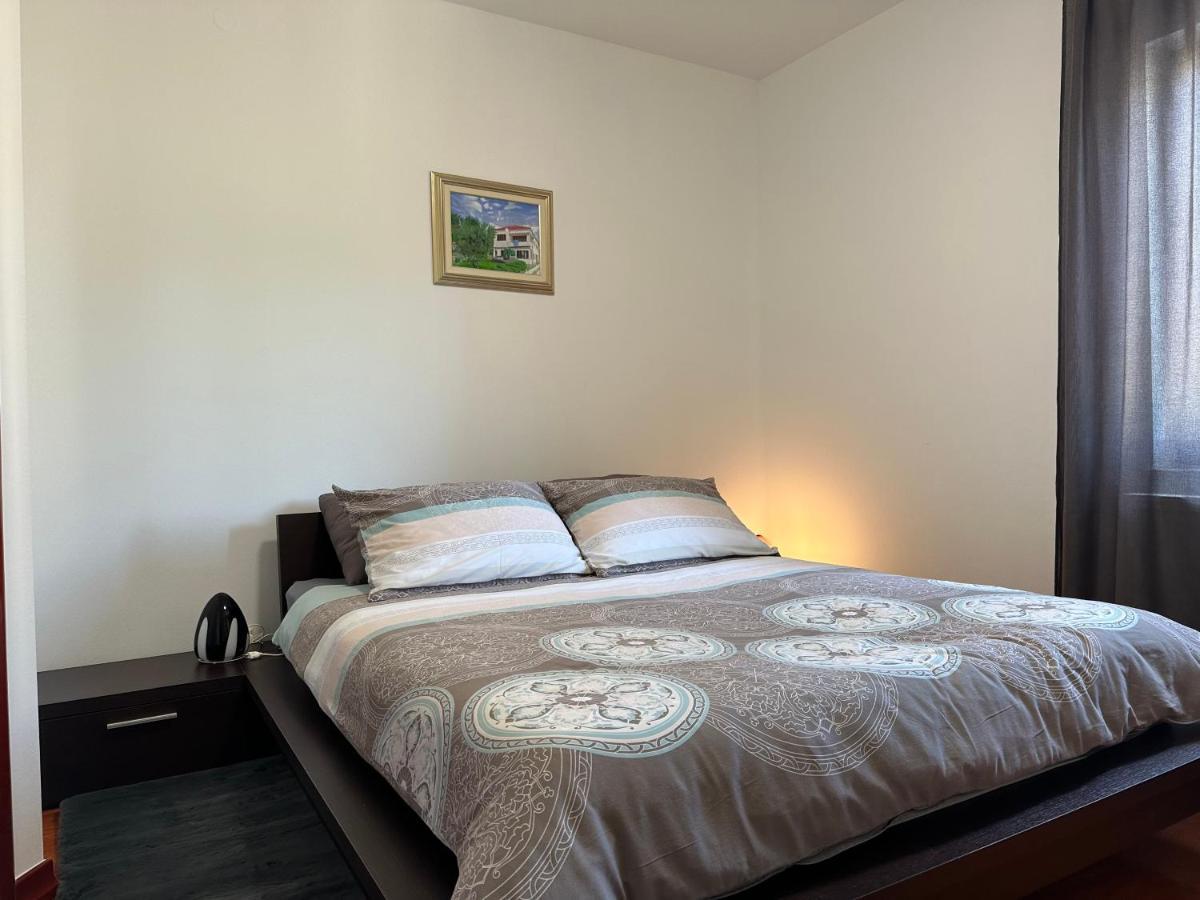 Apartmani Roko Biograd Na Moru Exterior foto